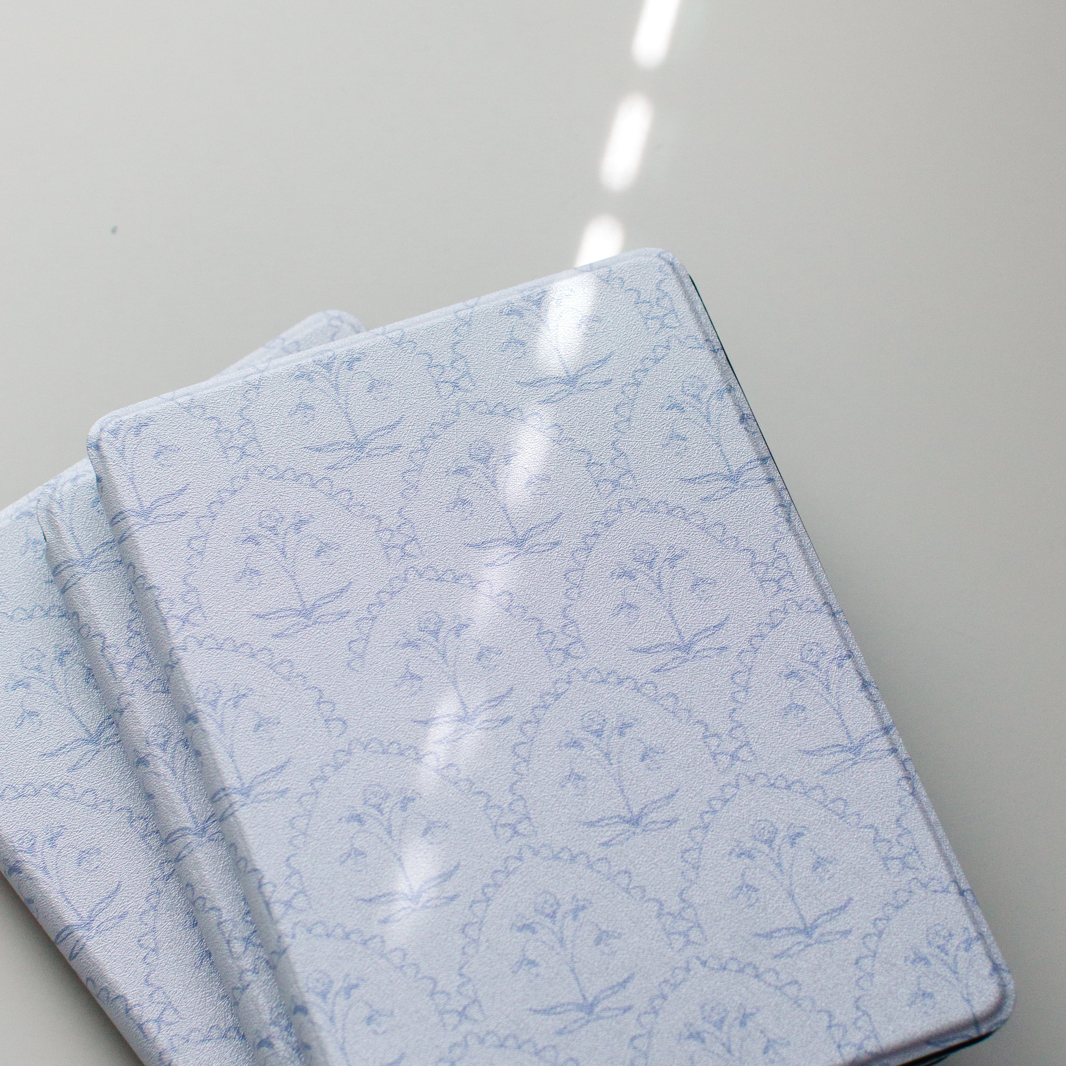 English Cottage • Kindle Case - Image 5