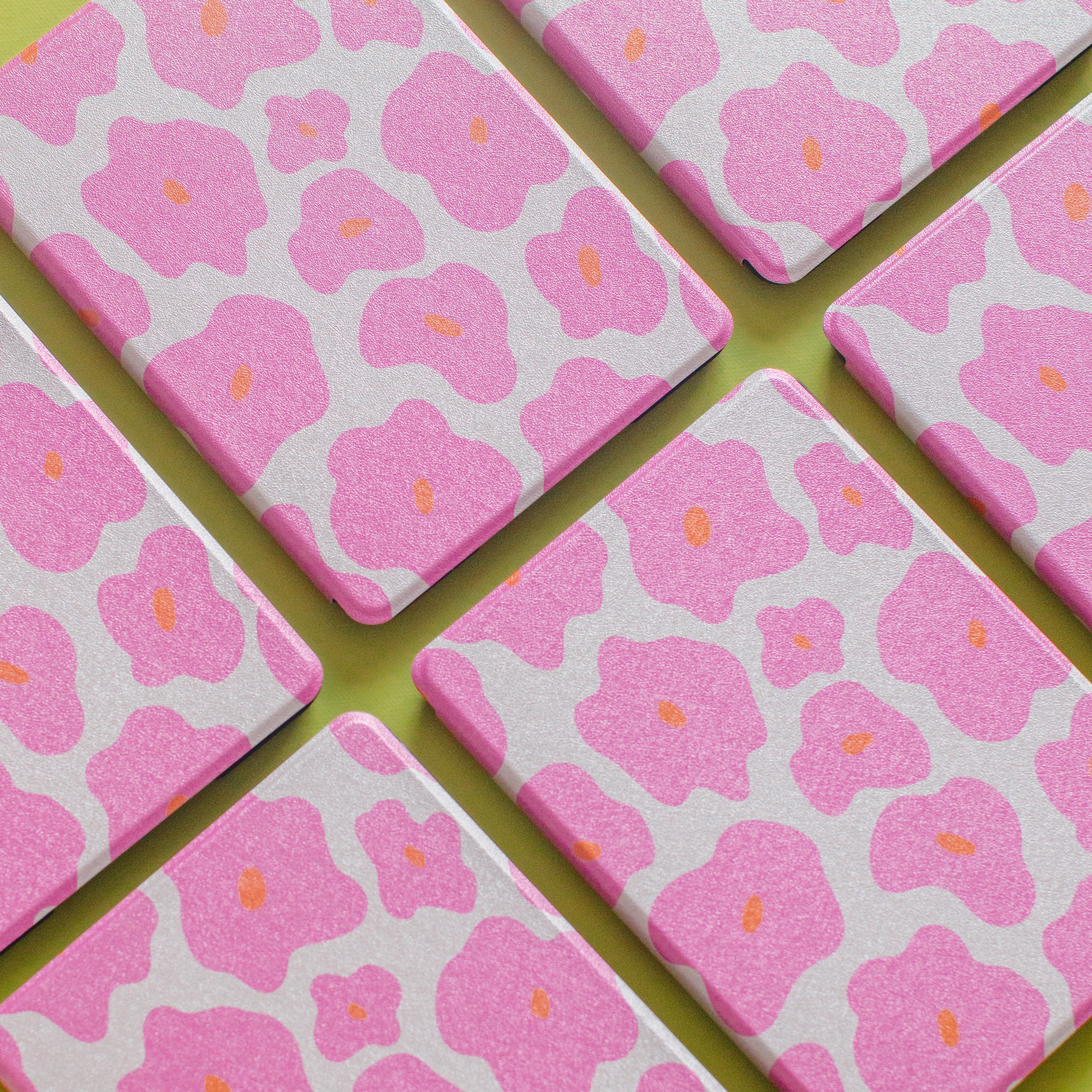 Funky Flowers • Kindle Case - Image 3