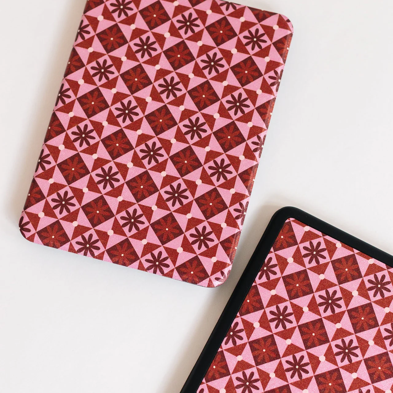Gilmore Gingham • Kindle Case - Image 3