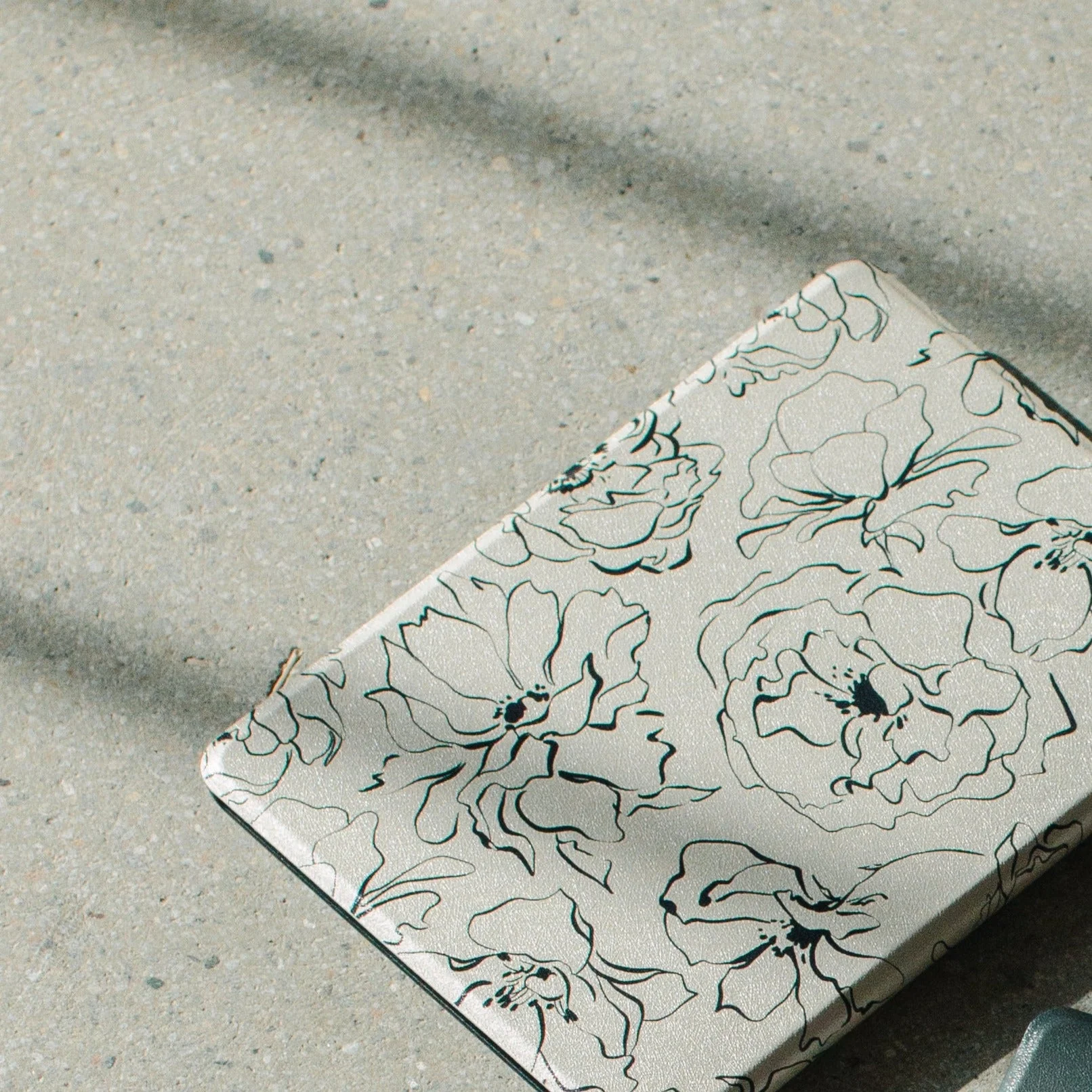 Les Fleurs • Kindle Case - Image 2