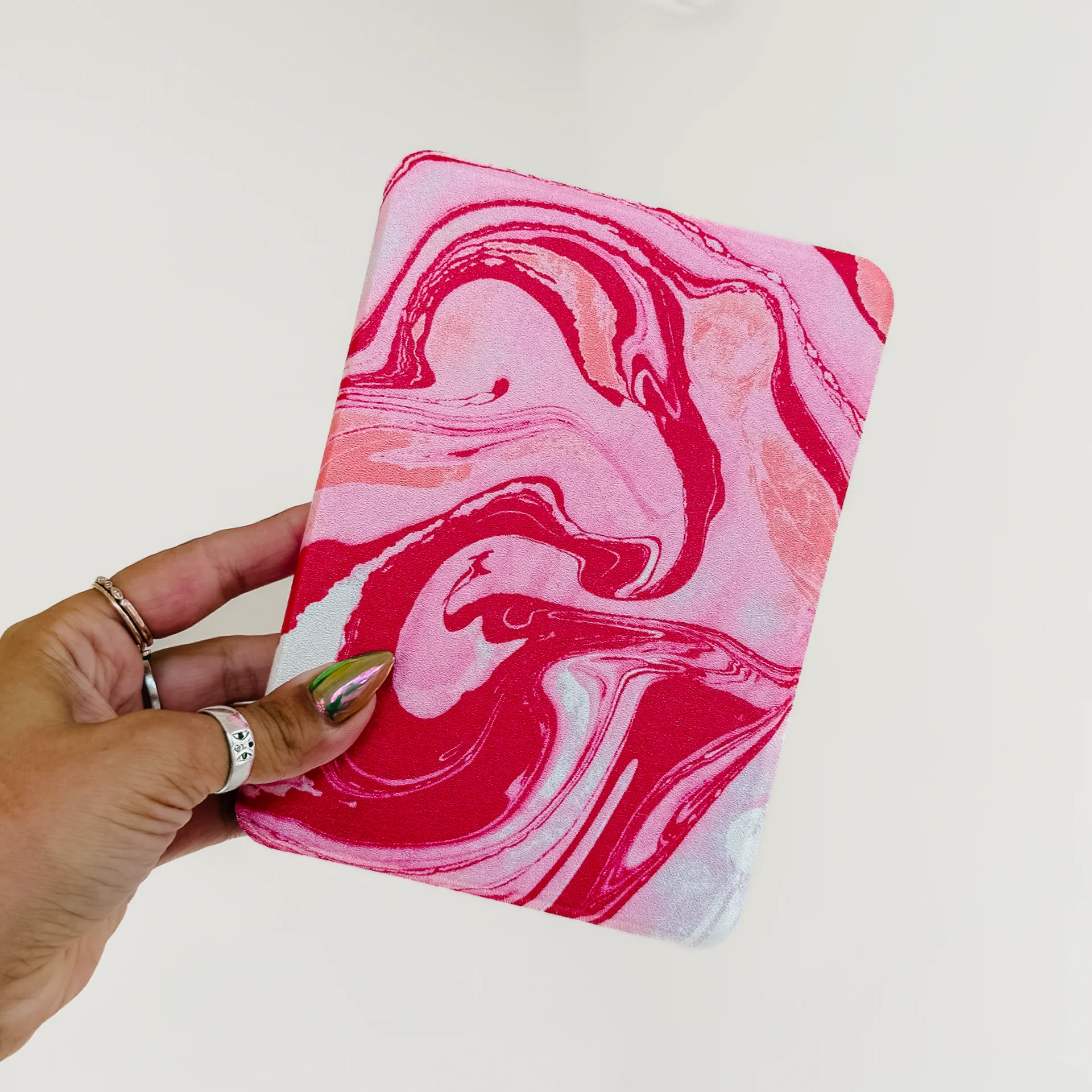Pretty In Pink • Kindle Case