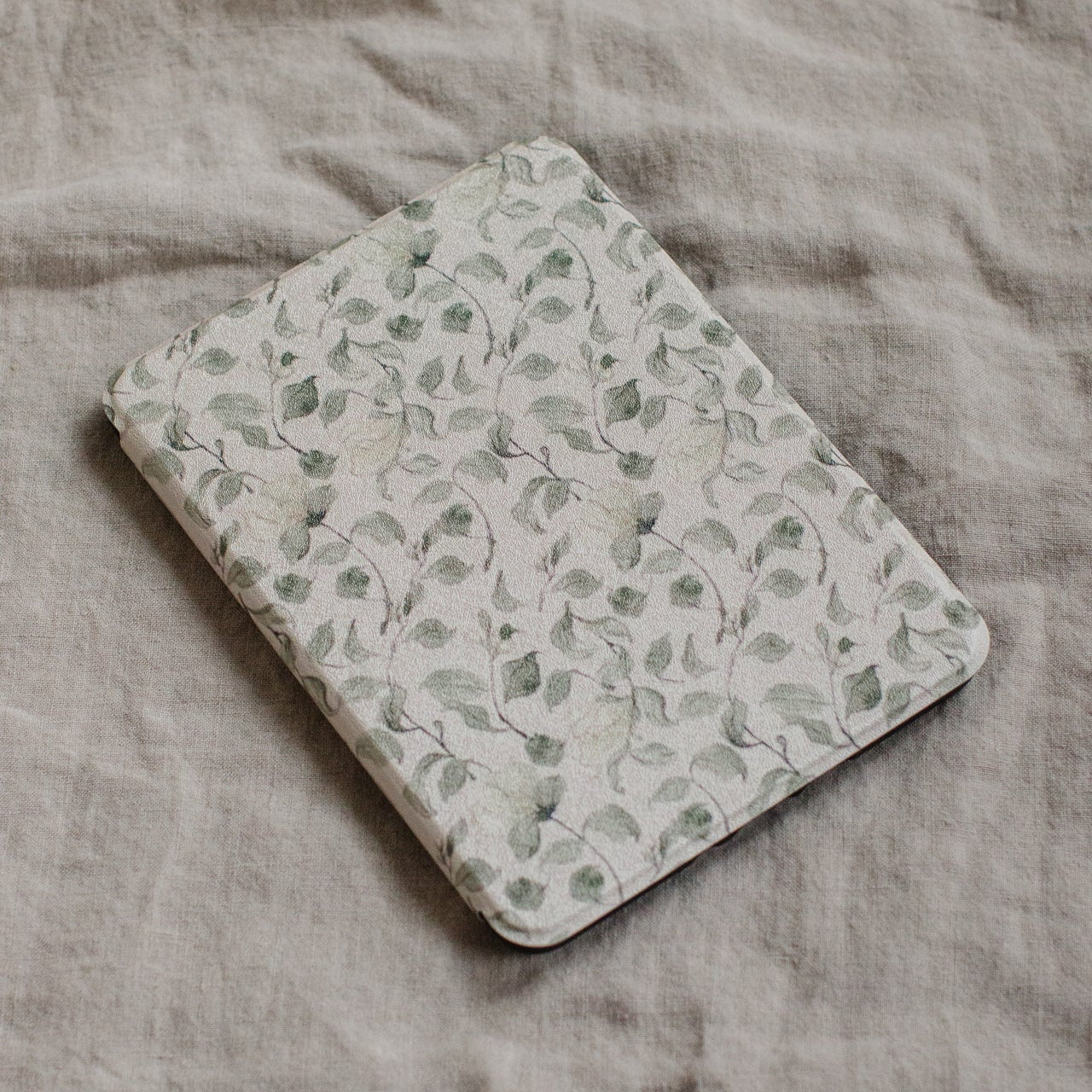 Through the Grapevine • Kindle Case - Image 2