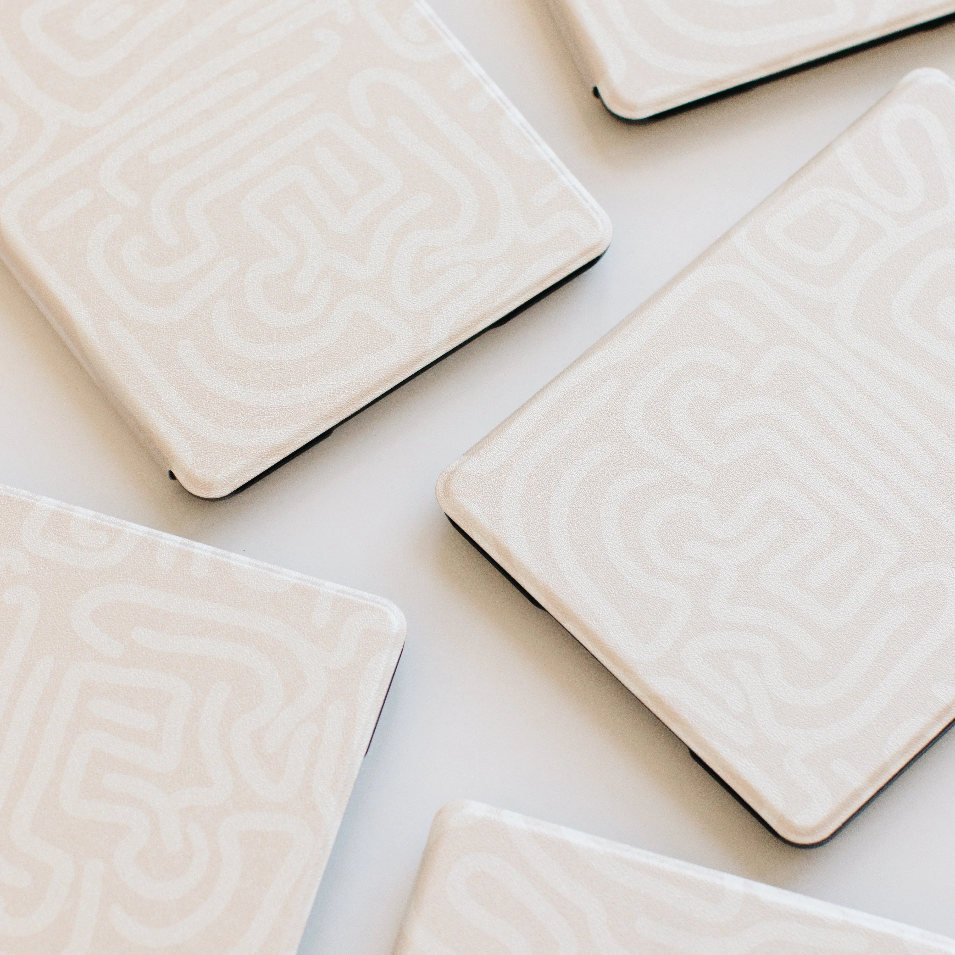Tilt-A-Swirl • Kindle Case - Image 4