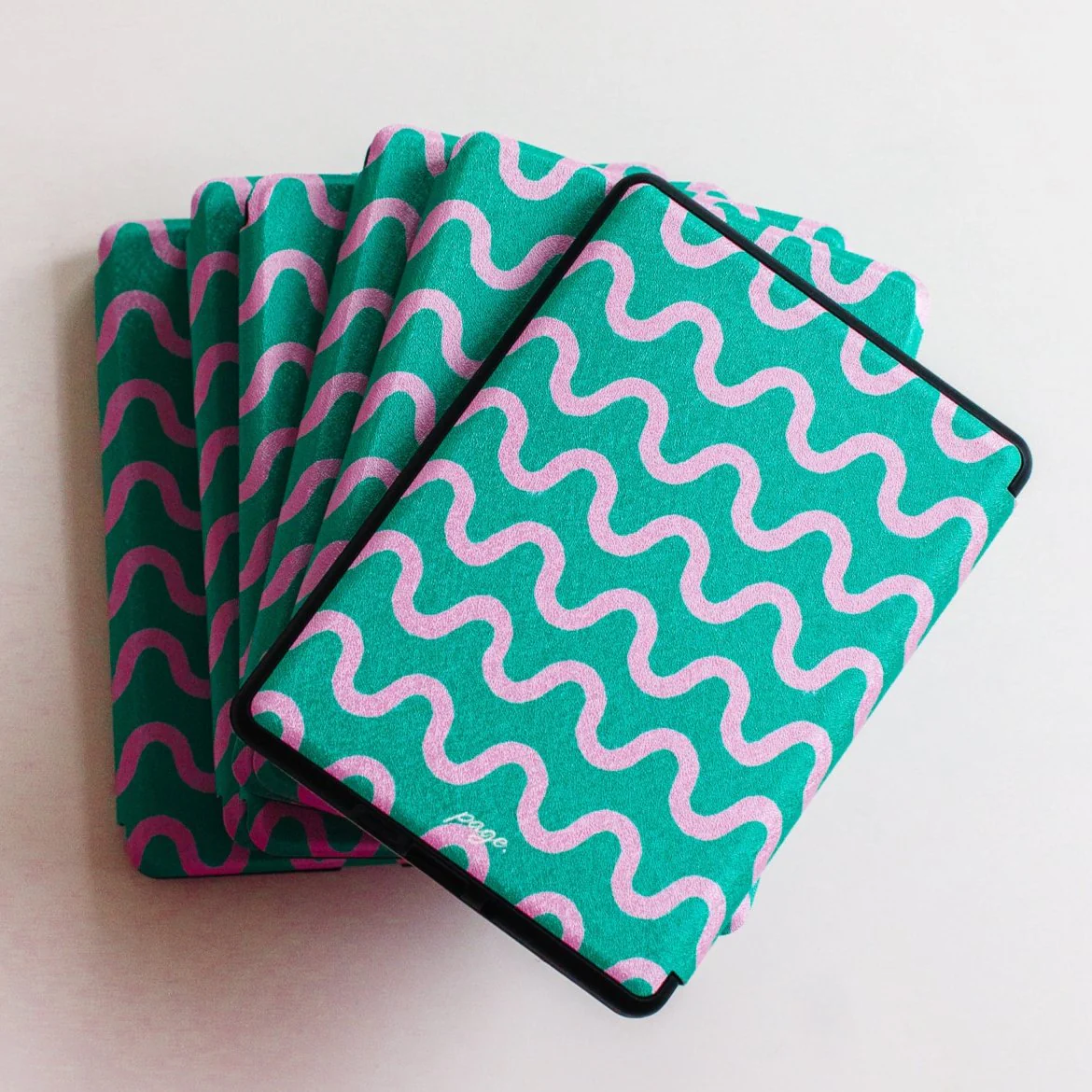 Wave Goodbye to TN • Kindle Case - Image 3